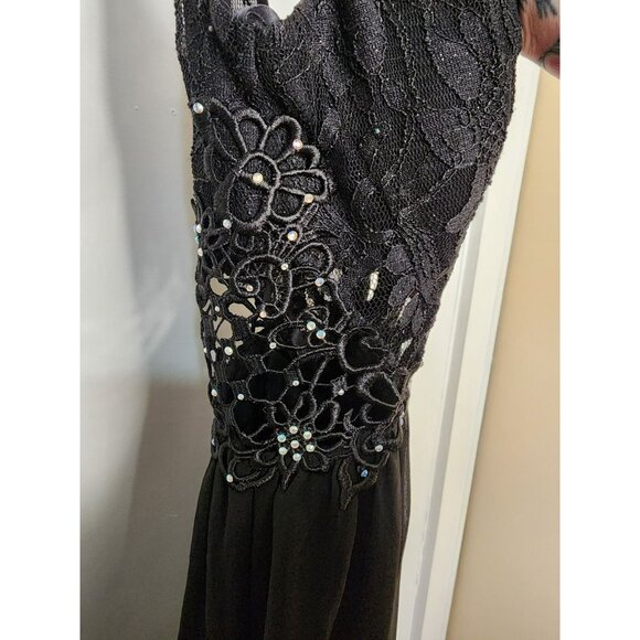 Size 0 City Triangles Black Formal Maxi Dress High Slit Lace Structured Bodice - Picture 6 of 9